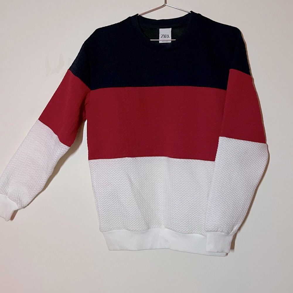Zara sweatshirt